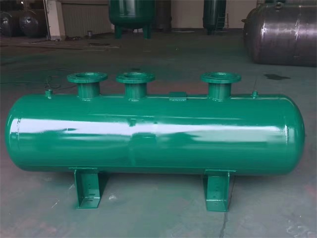 1679991473376569.jpeg 阳原阳原阳原蒸汽分气缸1.jpeg